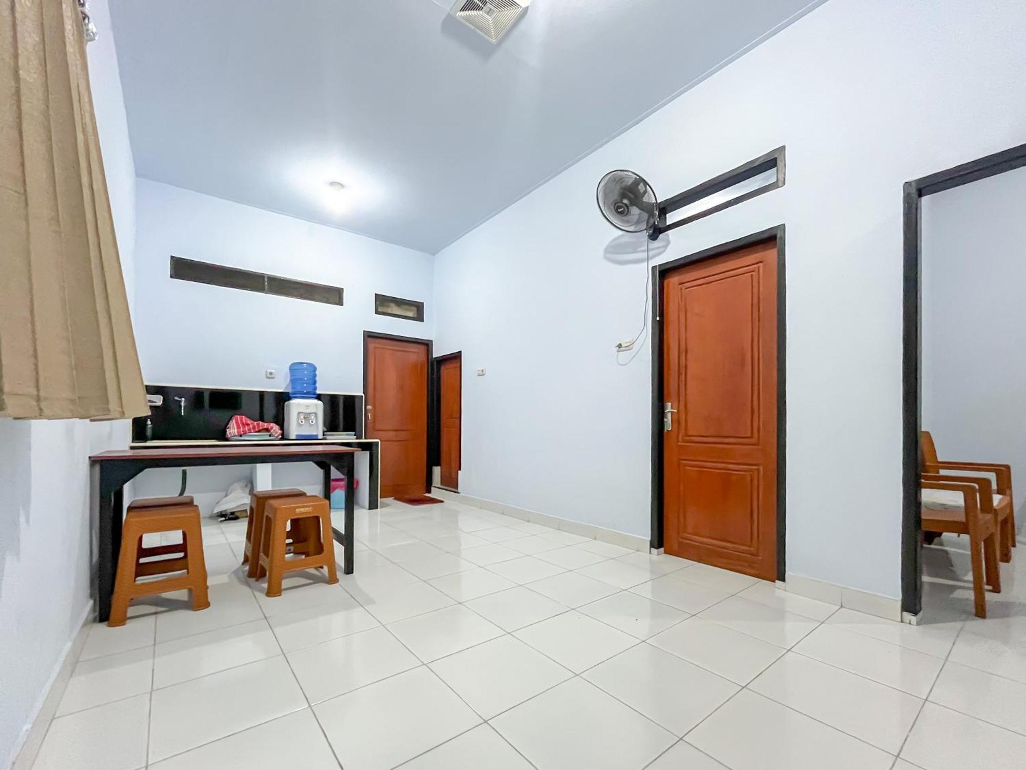 Reddoorz Syariah At Home Ampana Guest House Ampana Kota מראה חיצוני תמונה